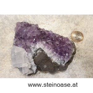 Amethyst Drusenstück mit Calcit